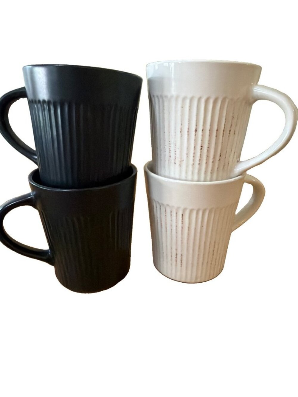 Threshold Harrison Stoneware Coffee Mugs 2 Black 2 White 12oz Set of 4 Ribbed